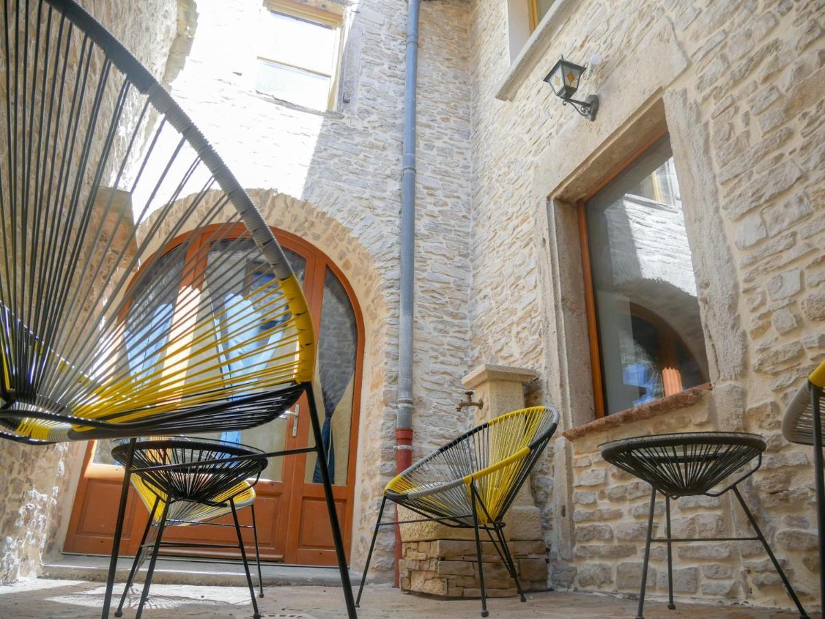 Gite Des Augustins - Gitesdesbalcons-Com Cremieu Exterior photo
